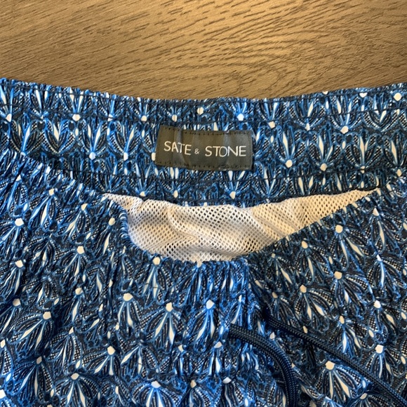 Men’s bathing suit - Picture 2 of 2